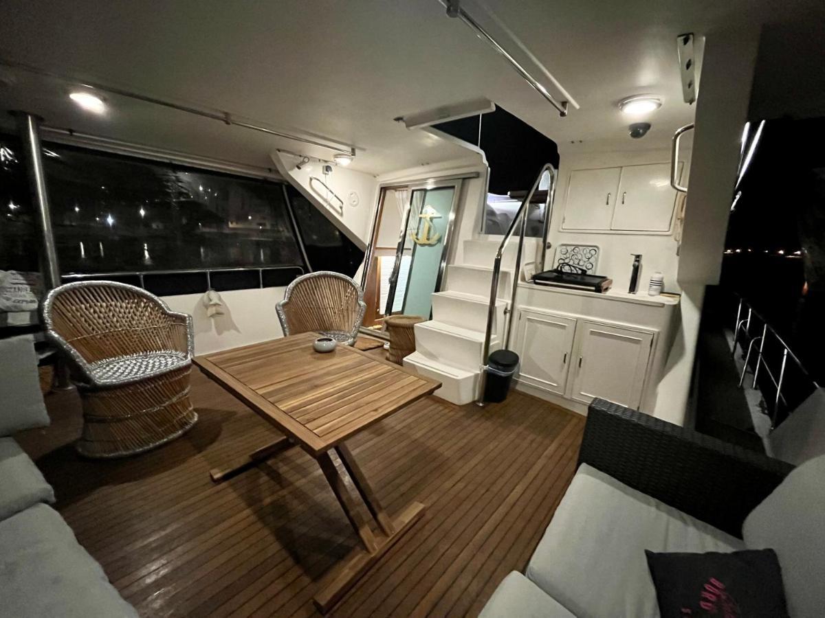 Navi Yacht A Sete, 2 A 8 Couchages, Privatif Sète