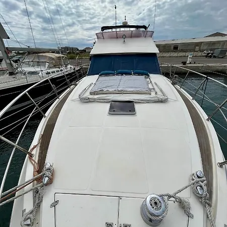 Navi Yacht A Sete, 2 A 8 Couchages, Privatif Hotel Exterior photo