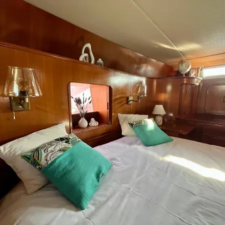 Navi Yacht A Sete, 2 A 8 Couchages, Privatif Hotel Exterior photo