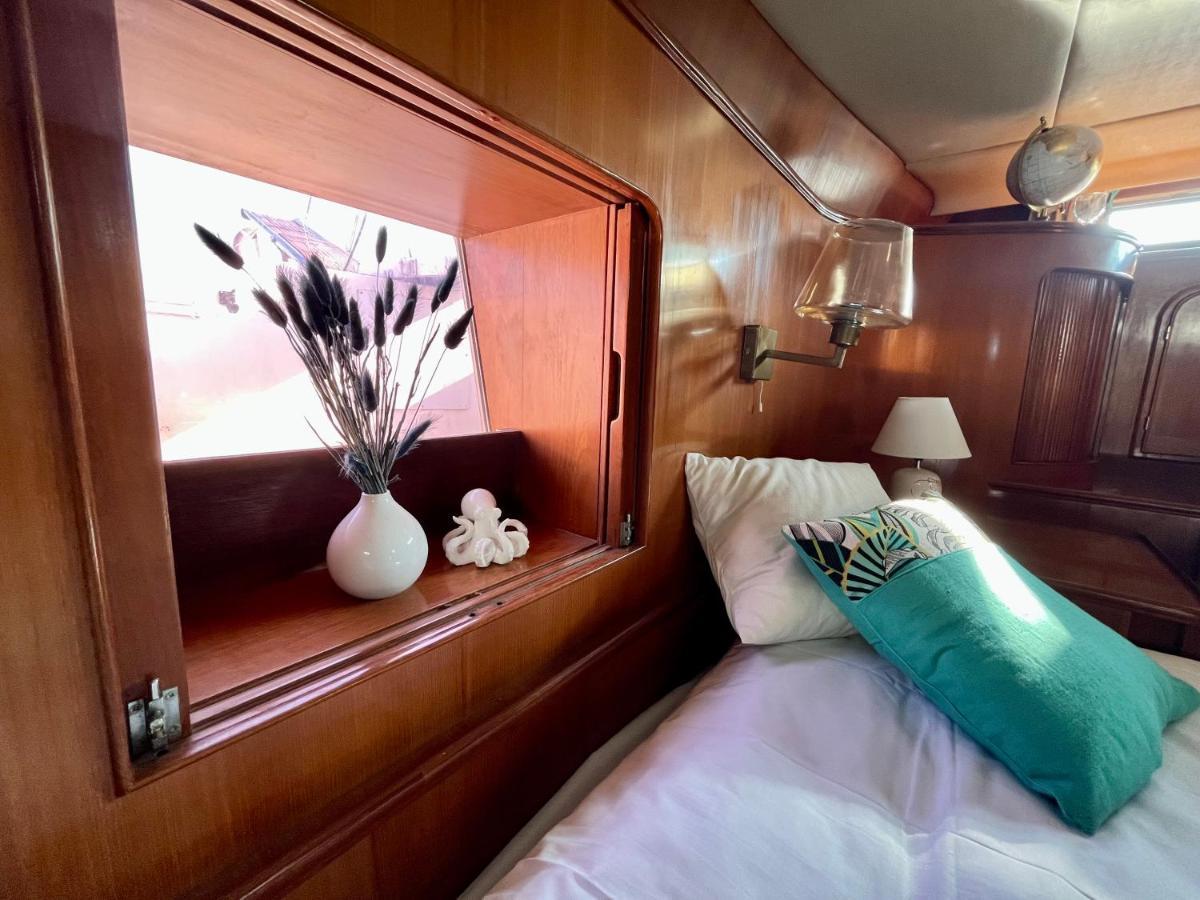 Navi Yacht A Sete, 2 A 8 Couchages, Privatif Botel Sete